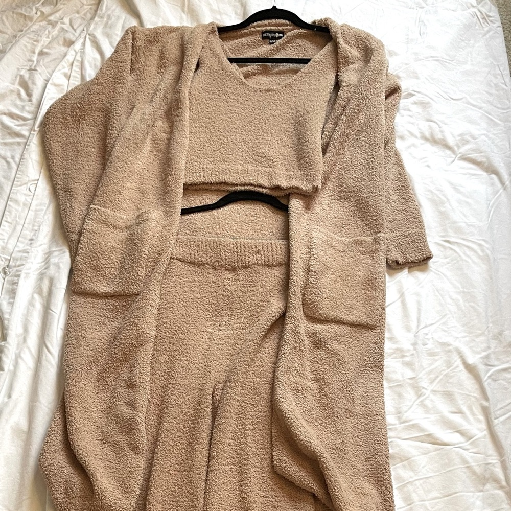 Pretty Little Thing Fuzzy Set